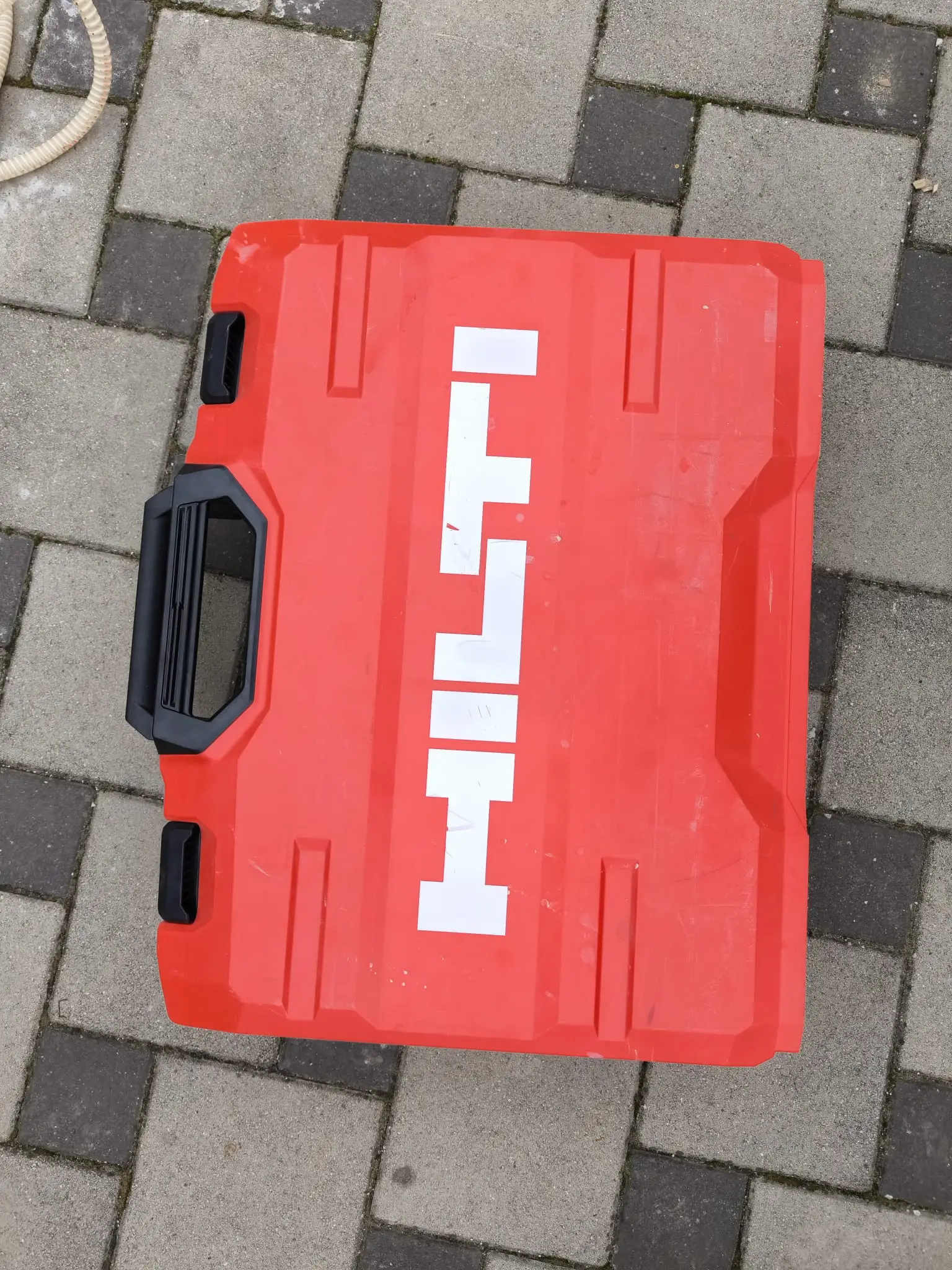 Hilti oprema